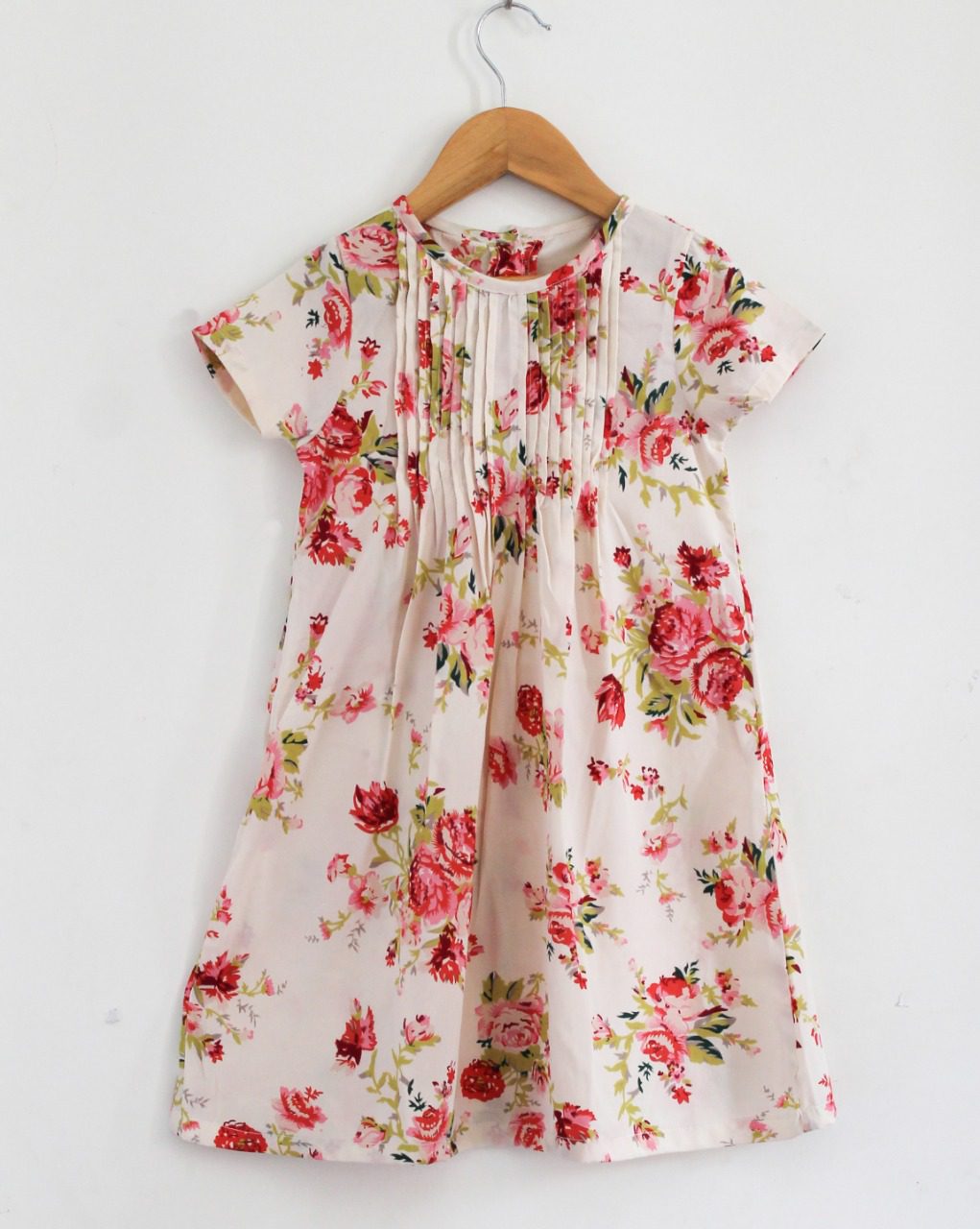 Classy Floral Printed Girls Summer Frocks - Fashion Greet Classy Floral Printed Girls Summer Frocks - Fashion Greet