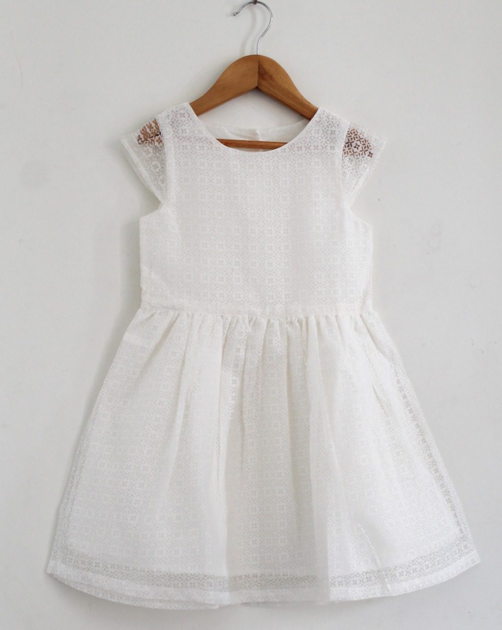 Classy White Net Girls Summer Frocks - Fashion Greet Classy White Net Girls Summer Frocks - Fashion Greet