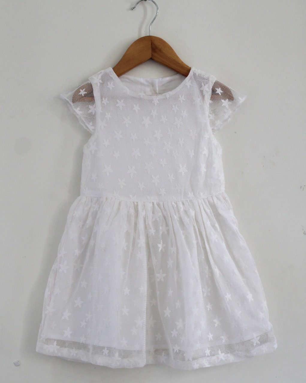 Classic White Net Girls Summer Frocks - Fashion Greet Classic White Net Girls Summer Frocks - Fashion Greet